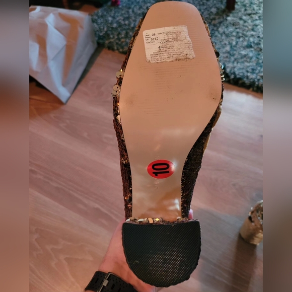 Steve Madden Sz 10 Gold Sequin boots - Picture 3 of 3